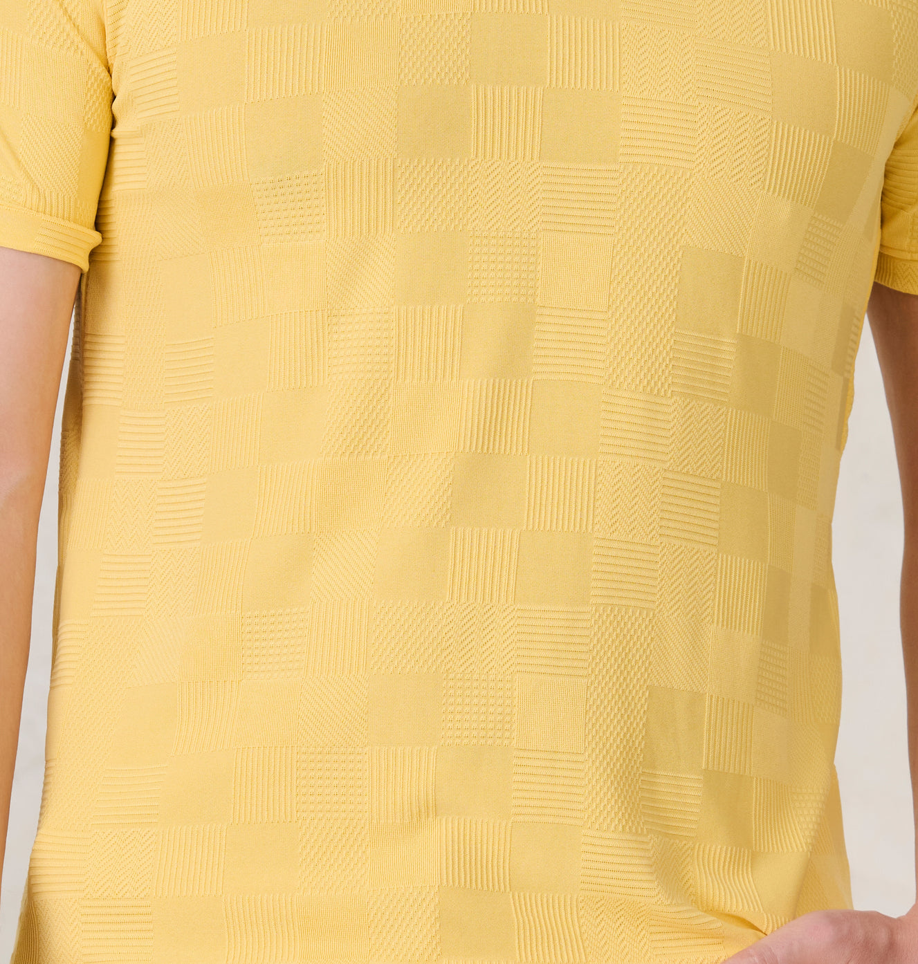 Square Textures Cuban T-Shirt - Yellow