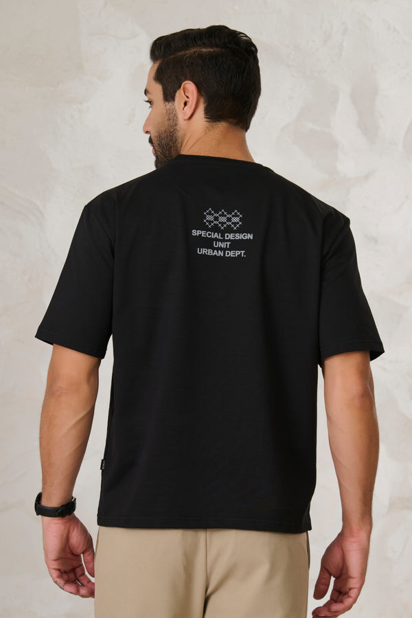 Ornaments Graphic Oversized Stretch T-Shirt	- Black