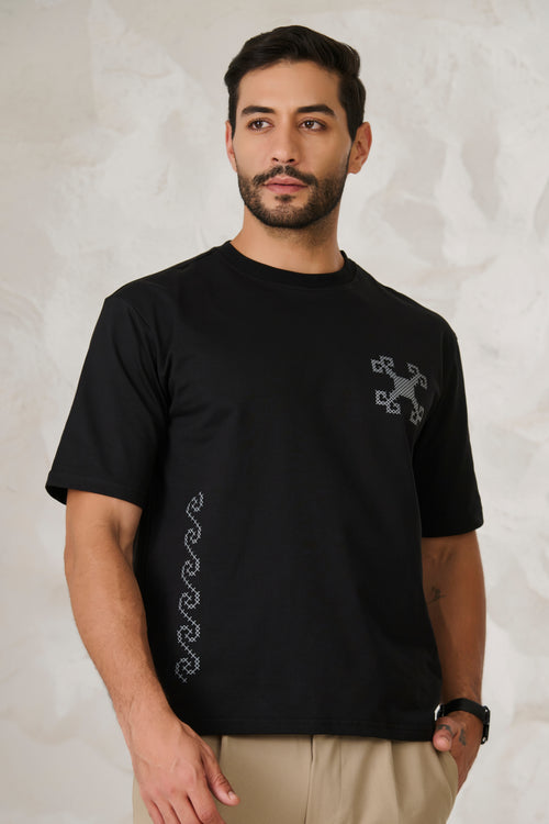 Ornaments Graphic Oversized Stretch T-Shirt	- Black