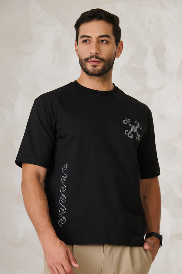 Ornaments Graphic Oversized Stretch T-Shirt	- Black