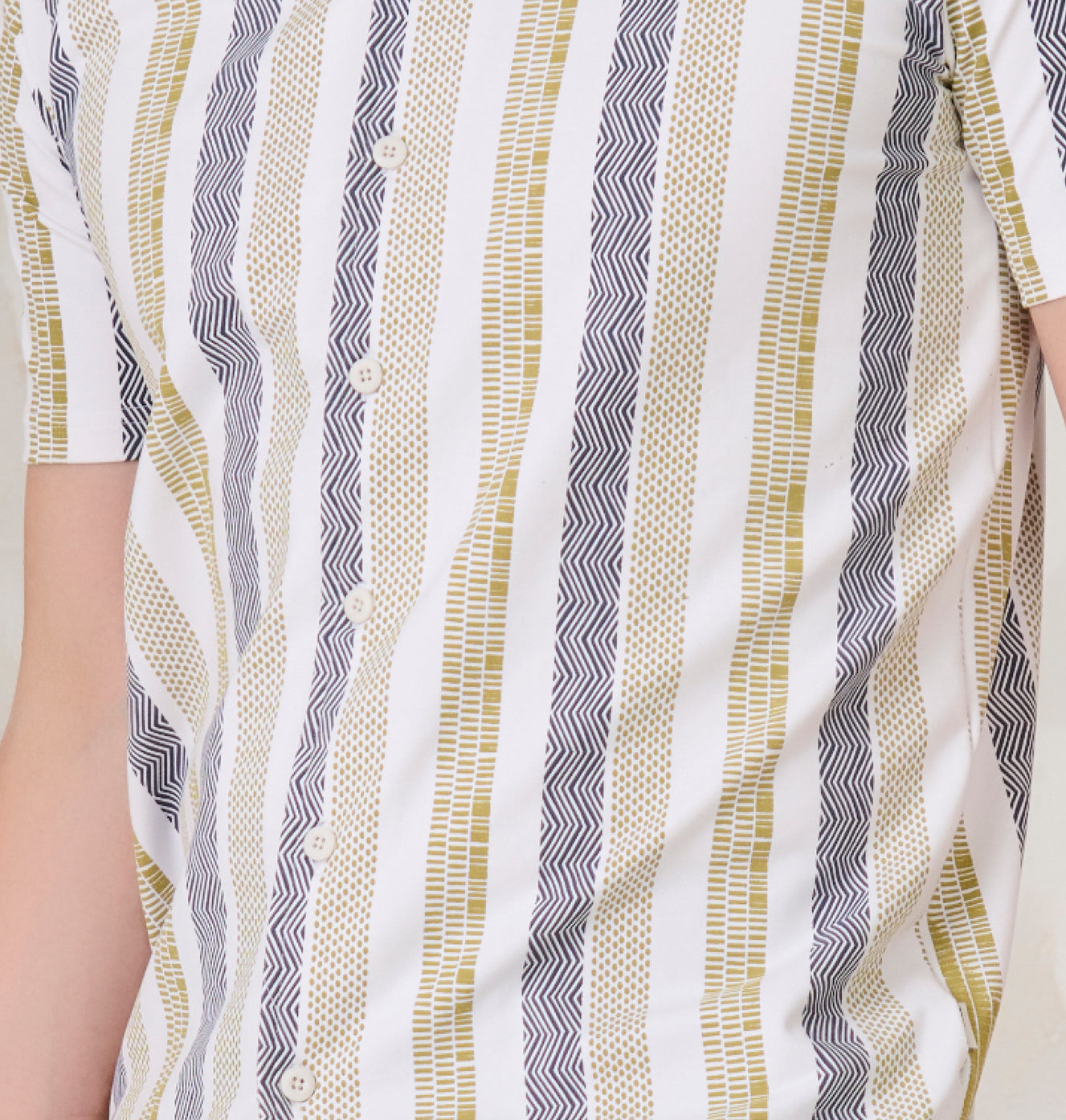 Tire Stripes Printed Knitted Shirt - White