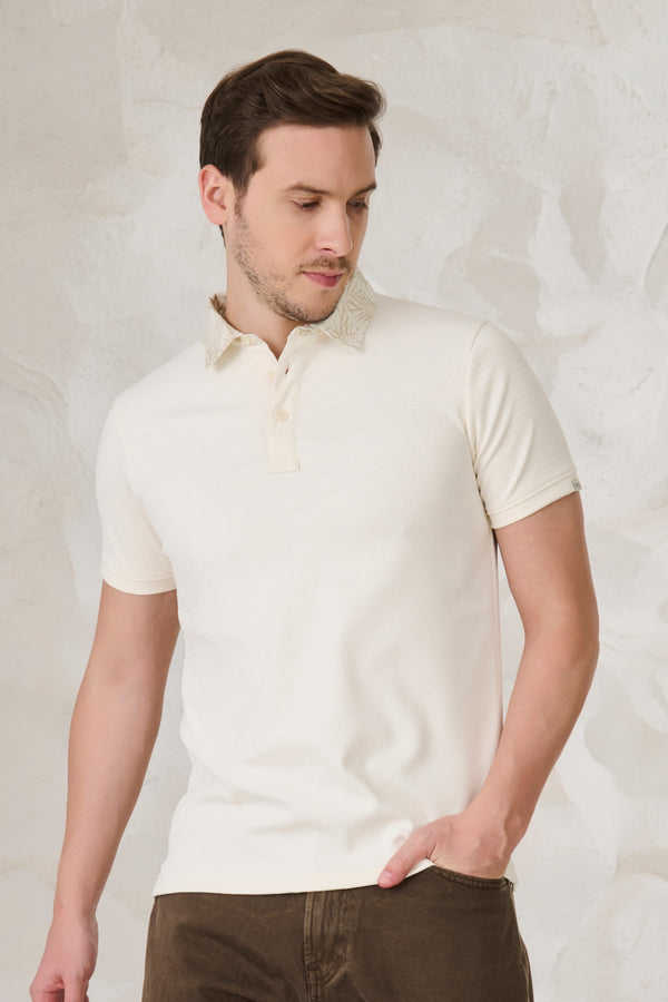 Printed Collar Textured Polo - Off White